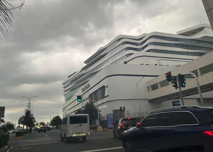 Bayshore 2 Okada Bayview Fast Wifi Big Tv Near Naia&moa * Манила