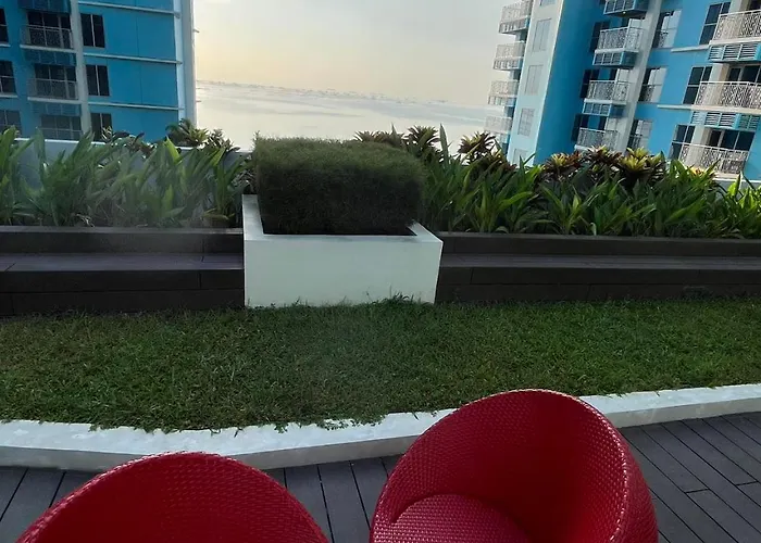 Bayshore 2 Okada Bayview Fast Wifi Big Tv Near Naia&moa Apartment Manila
